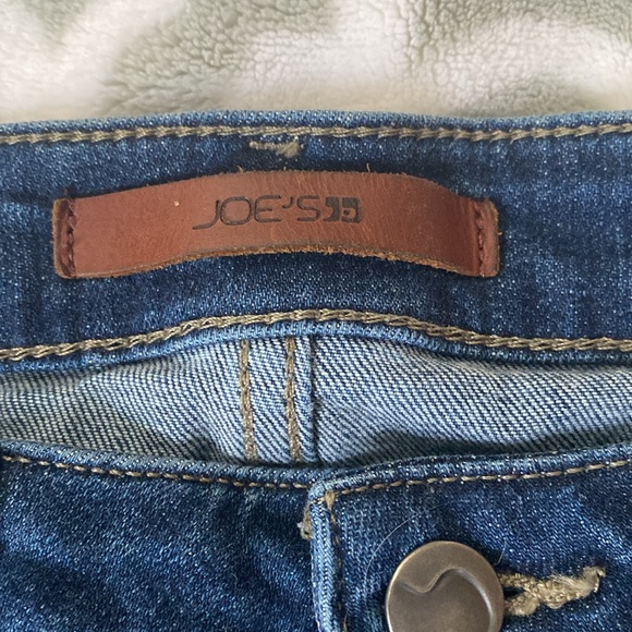 Joes “The Icon” Jeans with frayed bottoms - Picture 2 of 8